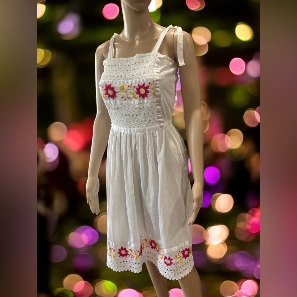 Oaxacan Mexican folk fiesta sun summer Floral Embroidered Dress-M/L - Picture 8 of 8
